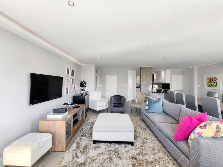 2 Bedroom Property for Sale in Sea Point Western Cape